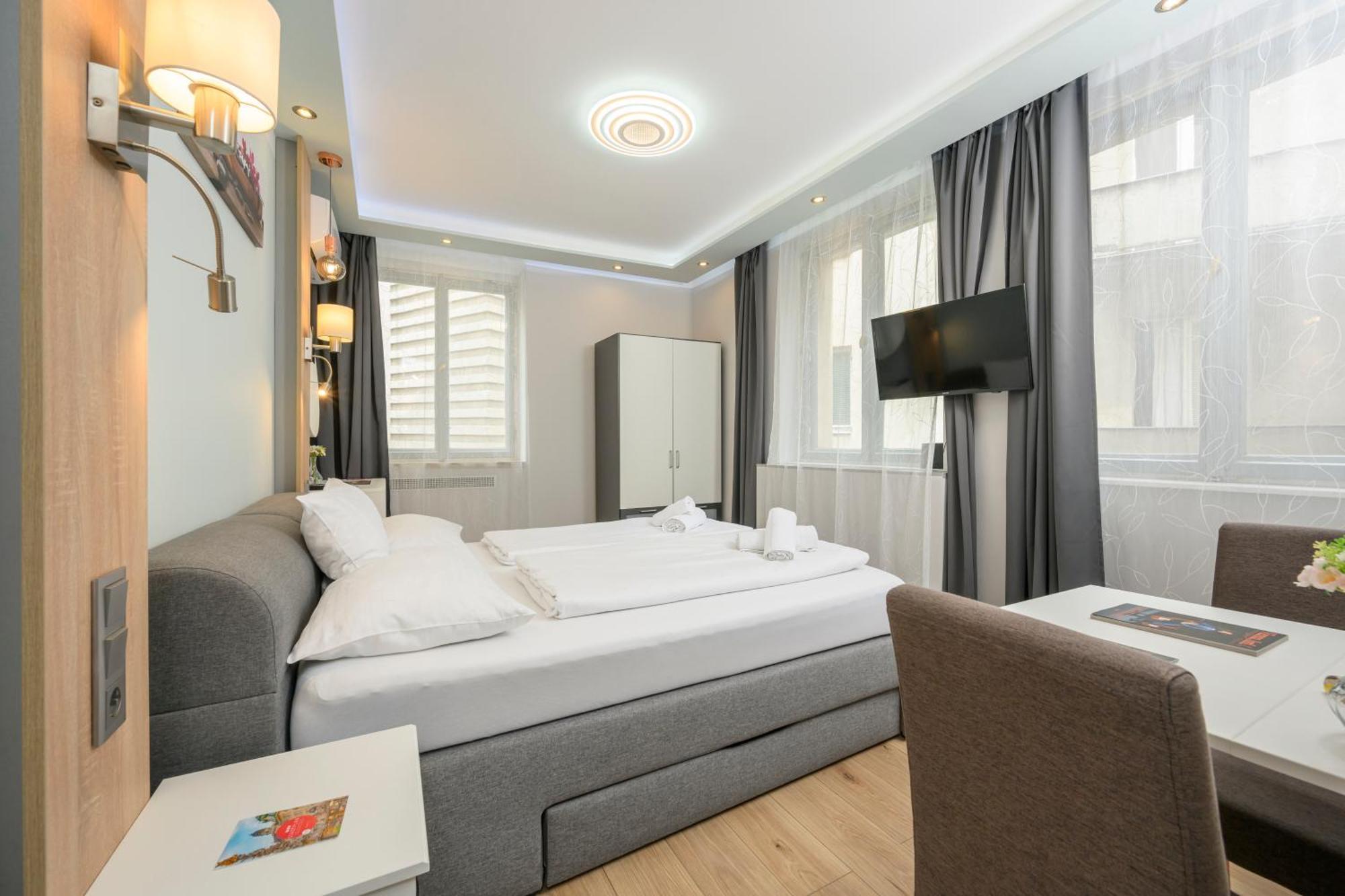 Palais Palffy Apartments 维也纳 外观 照片